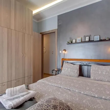 Sonias Central Jacuzzi Apartment,100mbps *